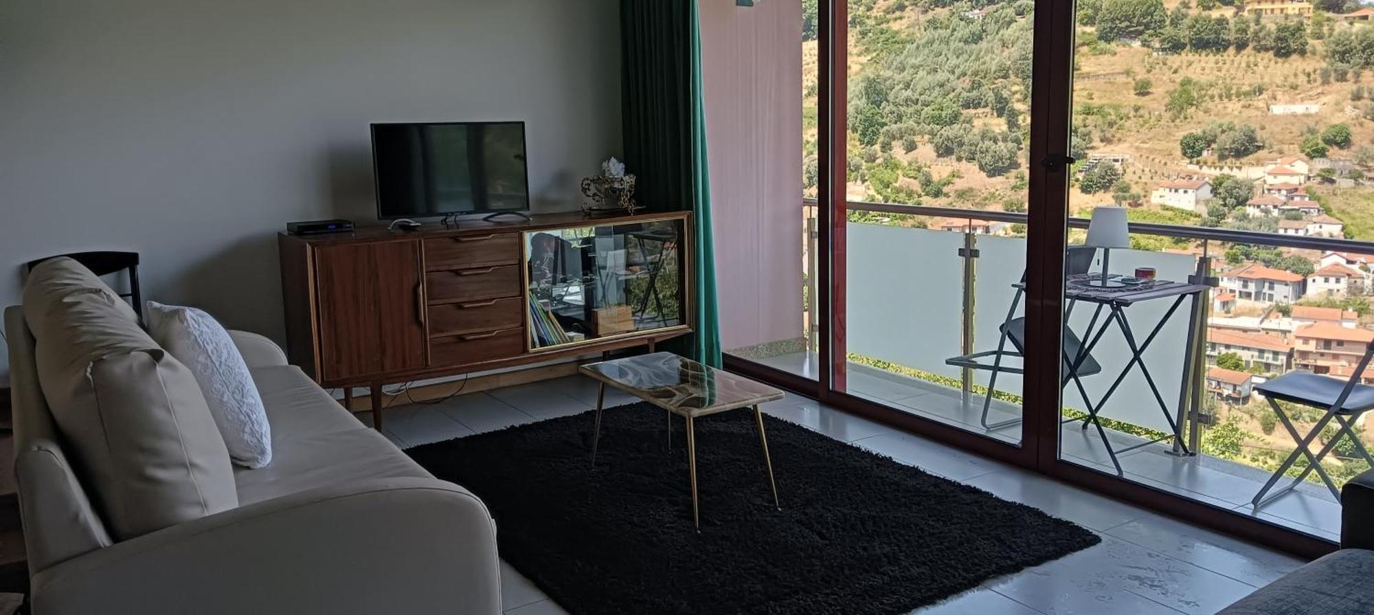 Douro Balcony Resende